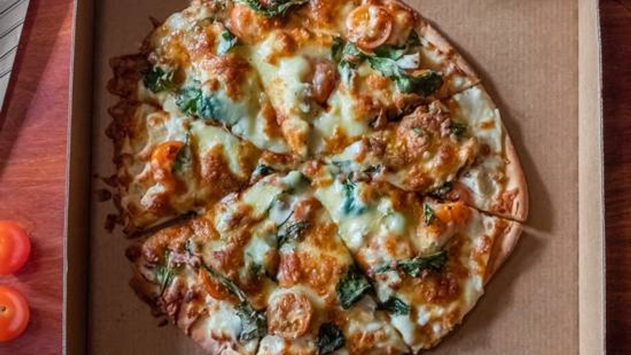 Roast Chicken Pizza