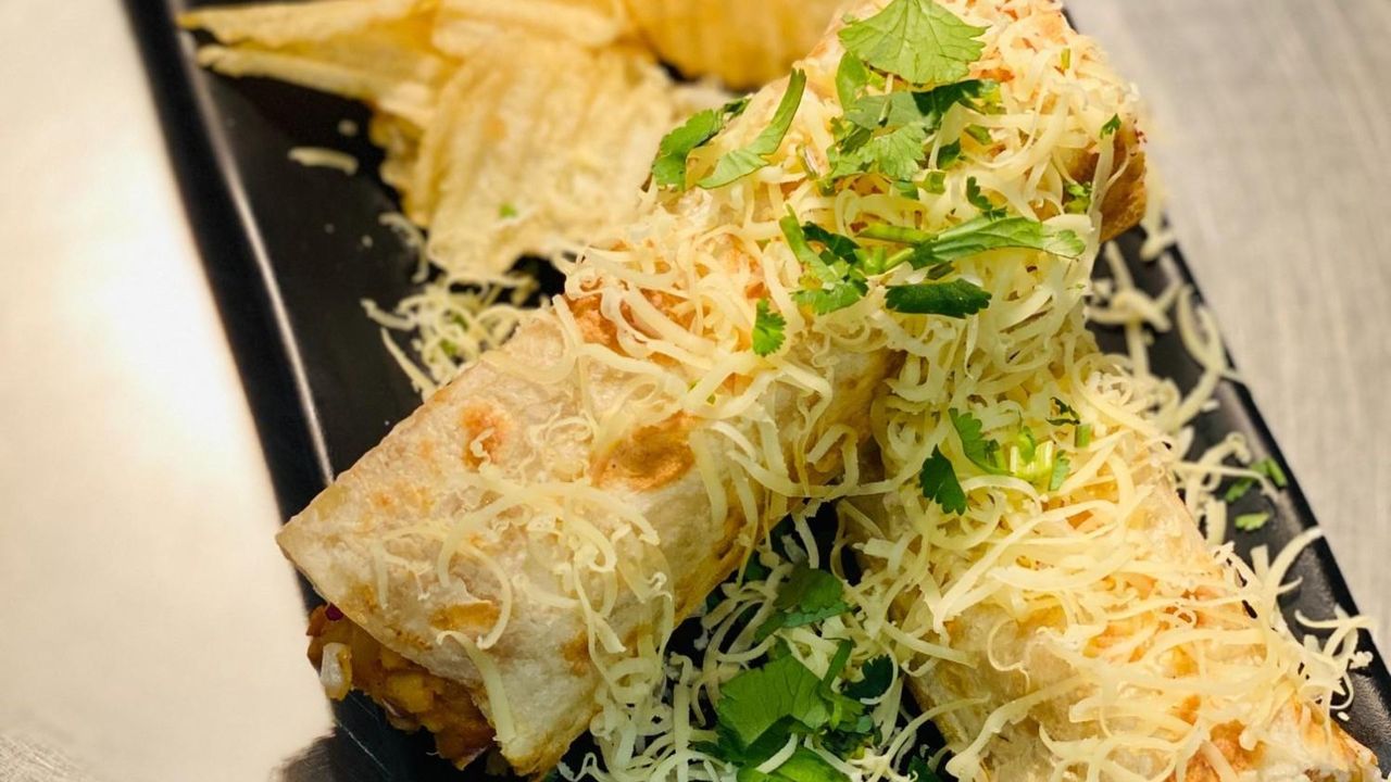 T/A B15 Veg Aloo Cheese
