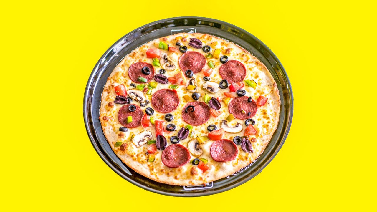 Sujuk Cheese and Veg Pizza (Halal)