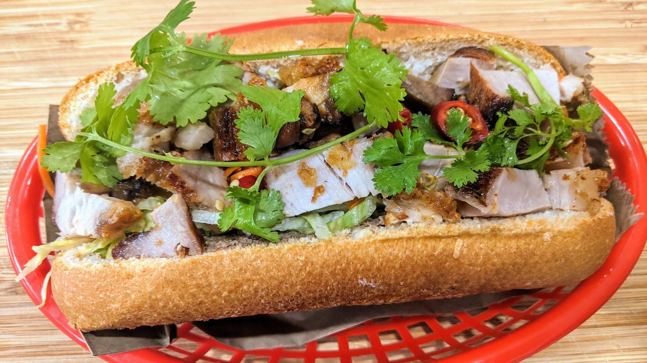 Crispy Pork (Heo Quay) Baguette