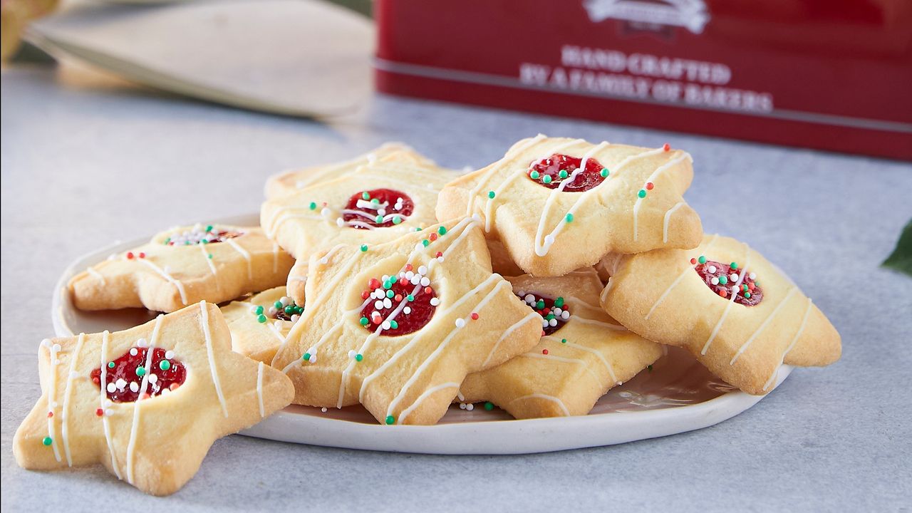 Christmas Jam Drops in Gift Tin