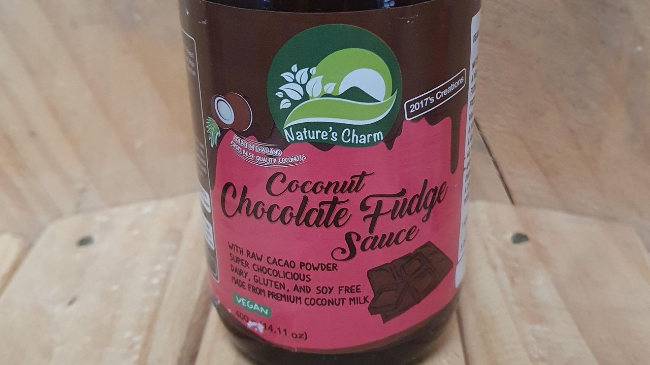 Nature's Charm Chocolate Fudge Sauce 400g