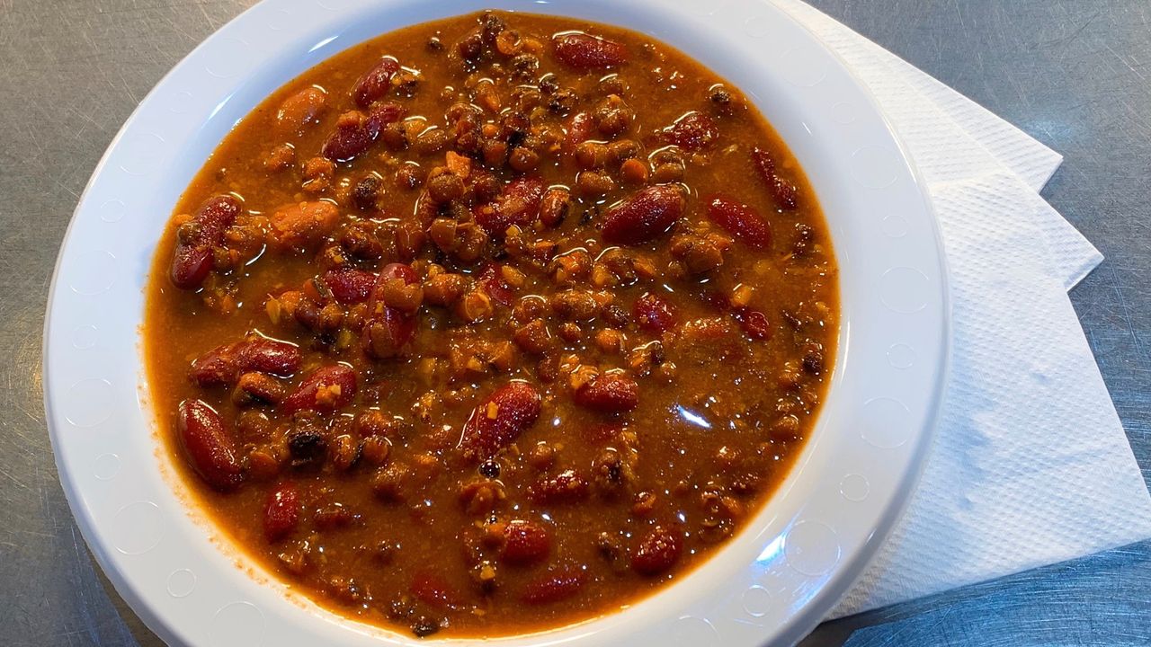 DAL MAKHANI with Saffron Rice