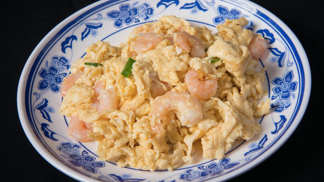 U26 Wok Fried Scrambled Egg With Prawns