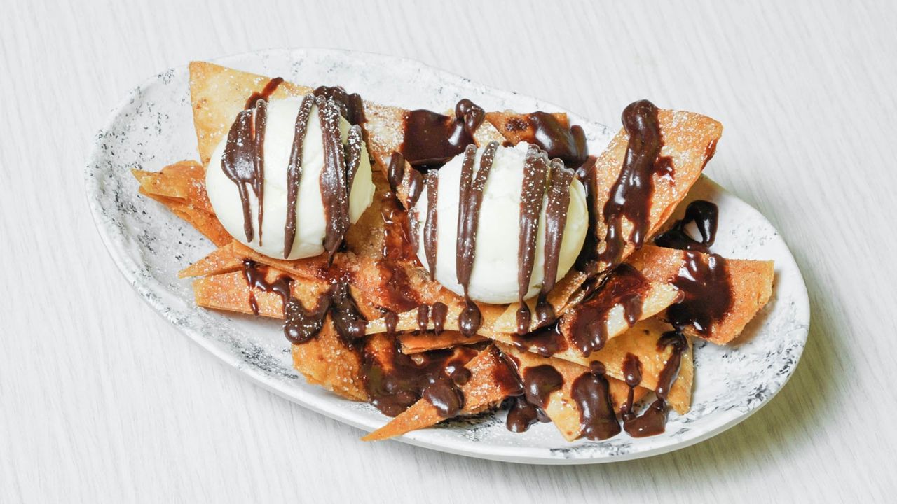 Chocolate Nachos