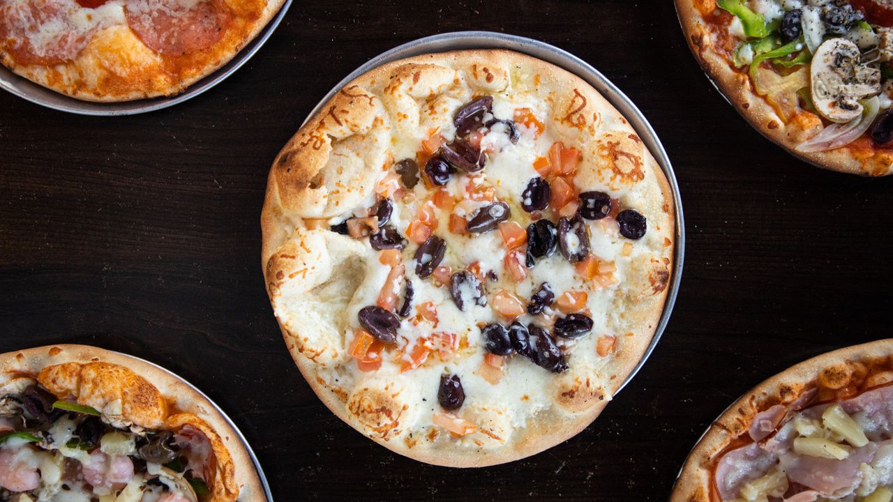Pomodoro Fresco Pizza Bread