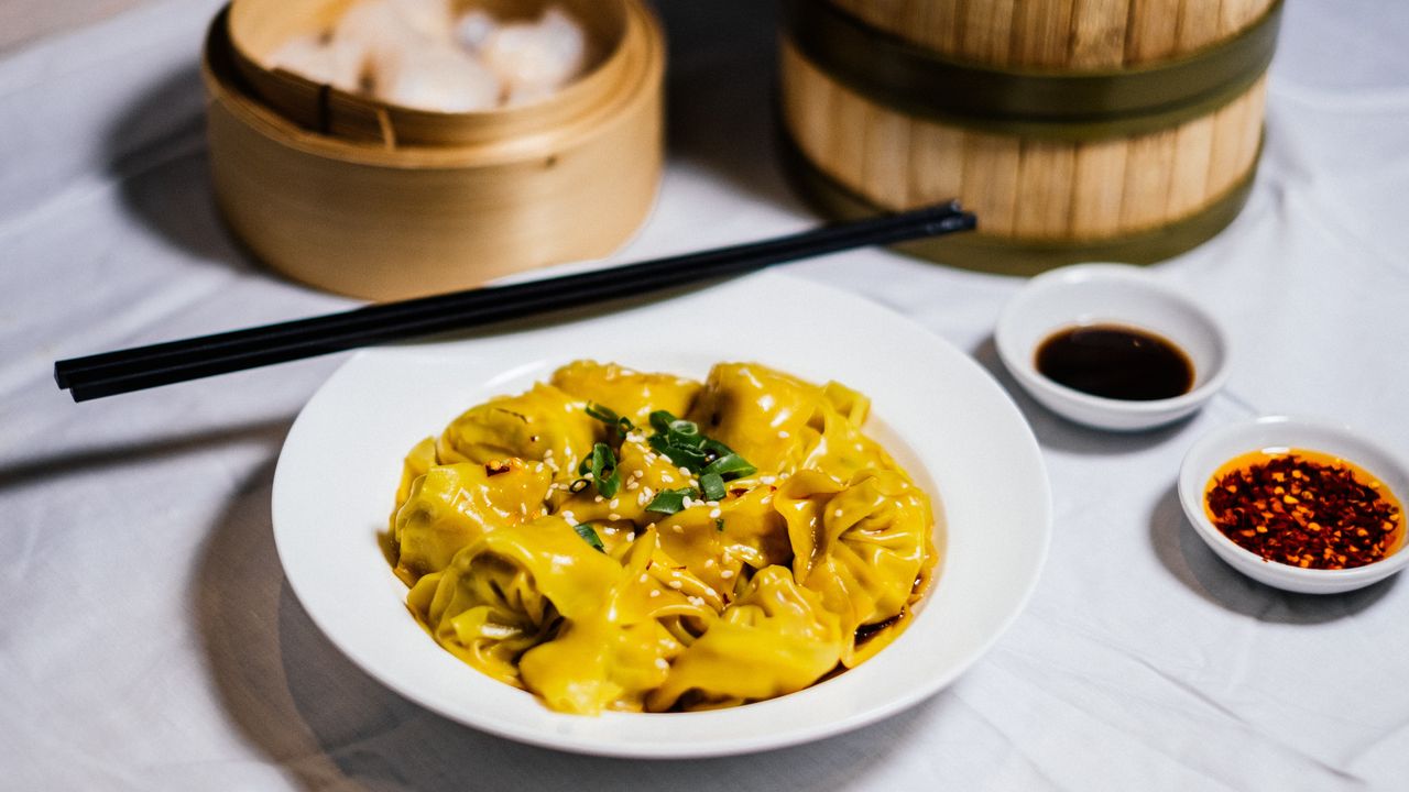 Prawn Wonton in Sichuan Chilli Sauce