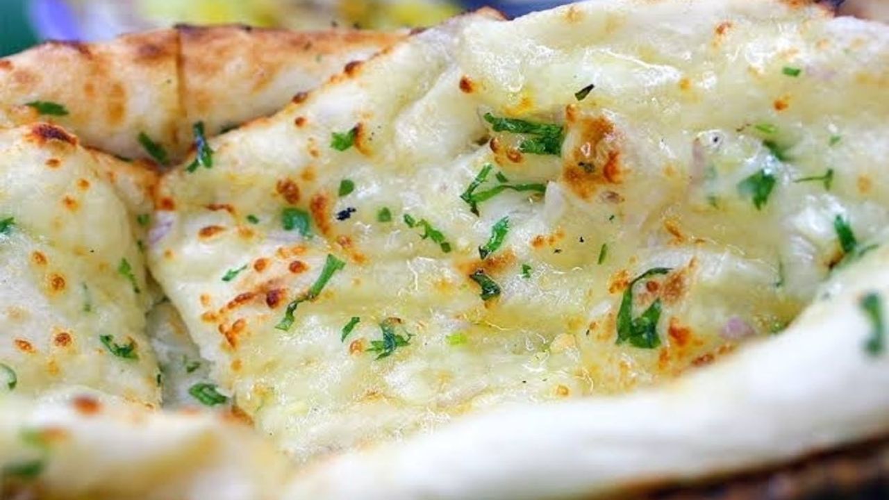 130. Cheese and Garlic Naan