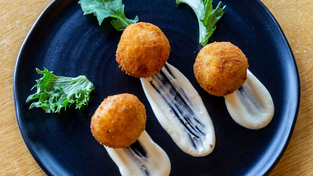 Arancini Balls (V)
