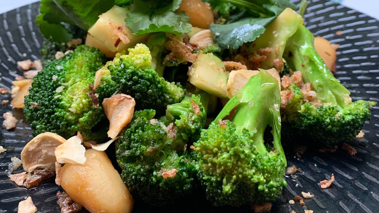 Sir fry Asian greens