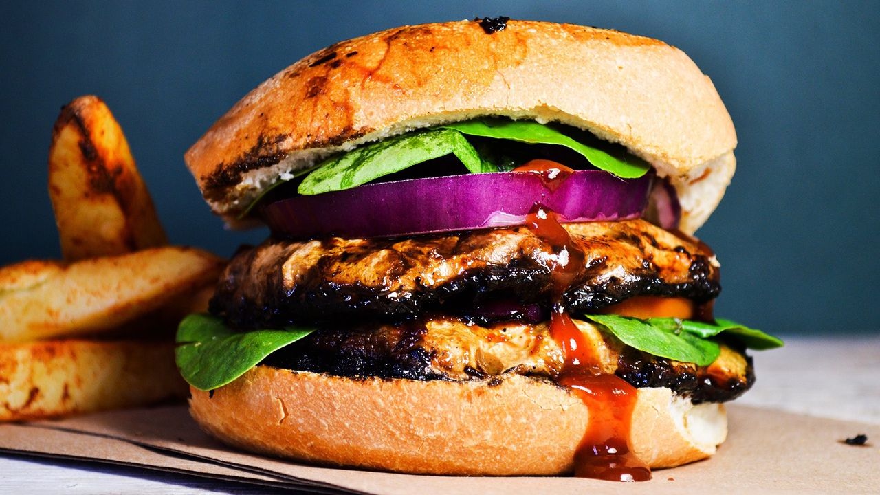 AUSSIE BEEF BURGER
