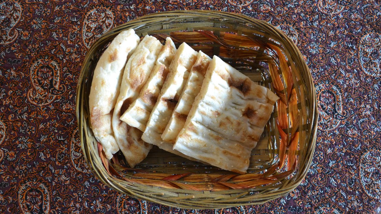 Taftoon Bread