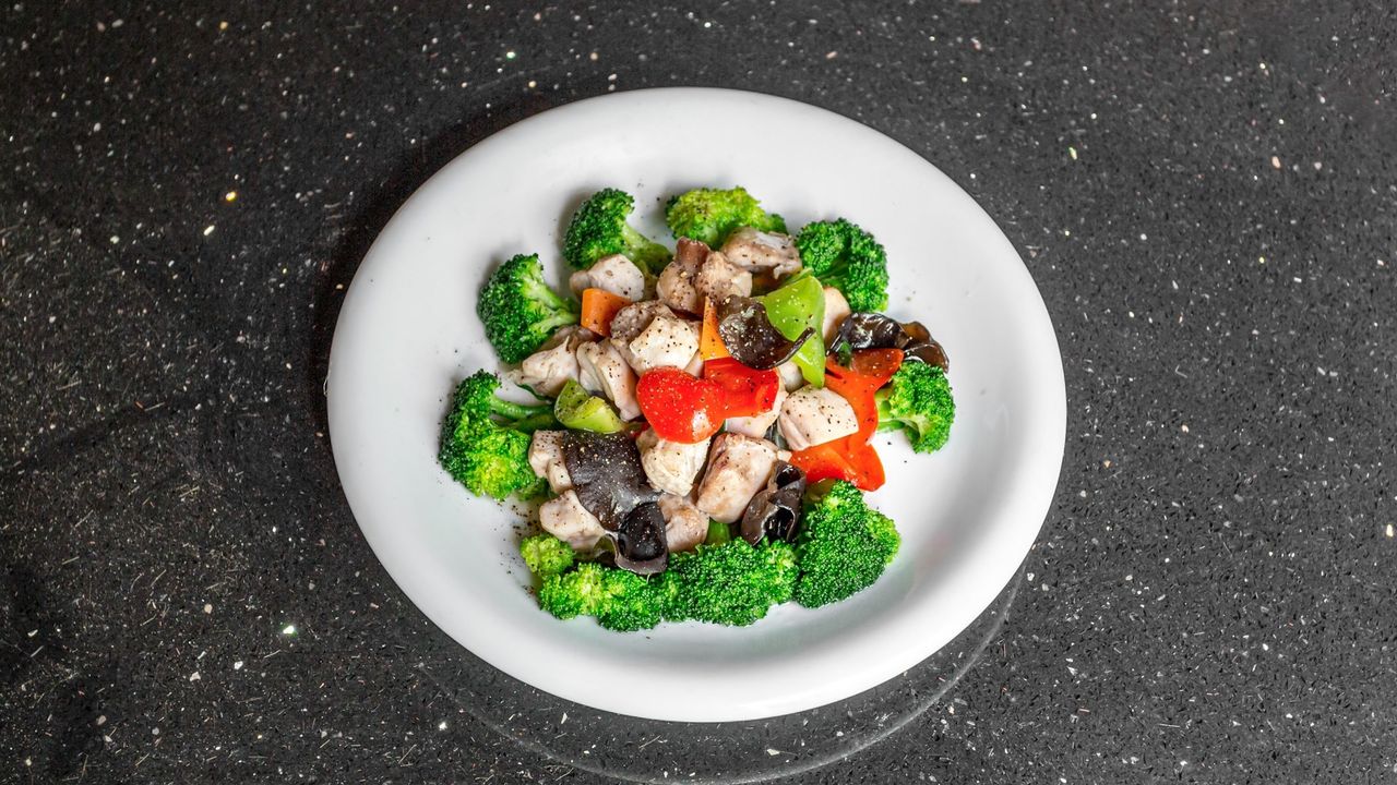 Stir Fried Spicy Chicken