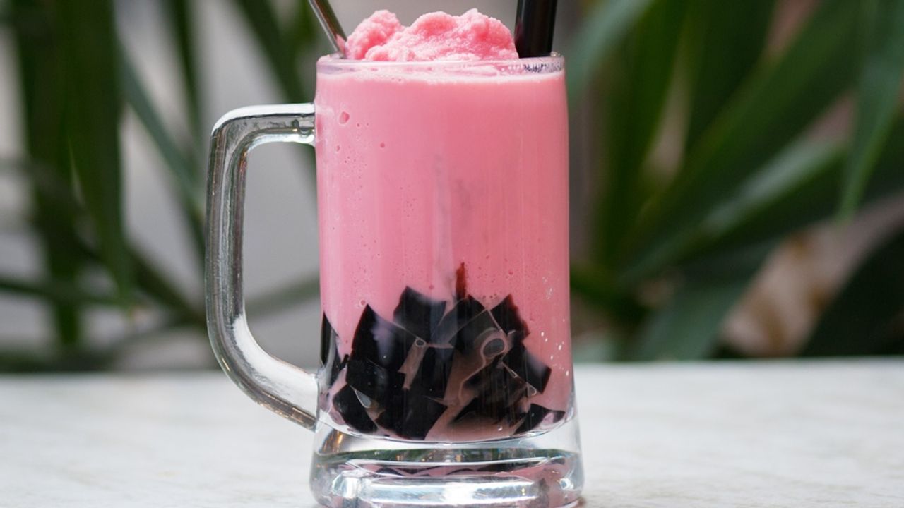 MF34 Soya Milk + Bandung with Grass Jelly (Blended)