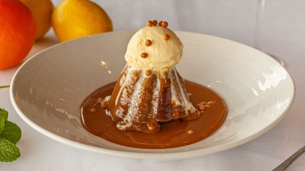 Sticky Date Pudding