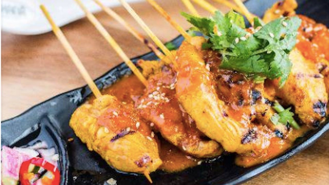 Satay Chicken (8 Skewers)