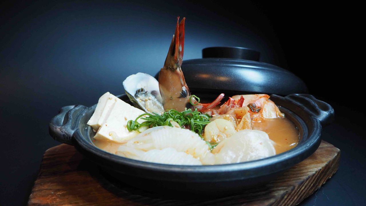 Spicy Kimchi Seafood Soup Bento Set