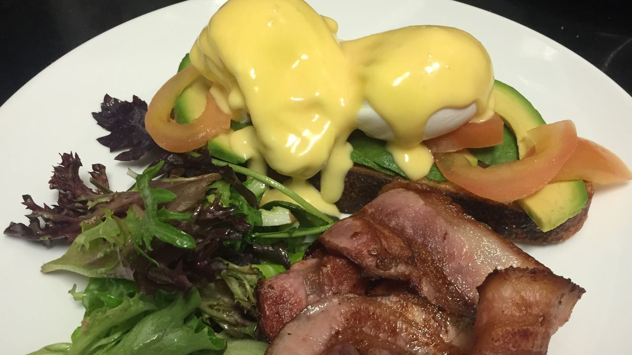 Pepper Tree Egg Stack