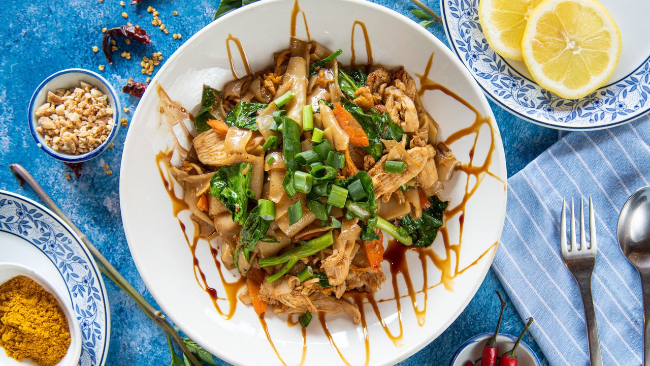 Pad See Ew Stir Fry Noodles