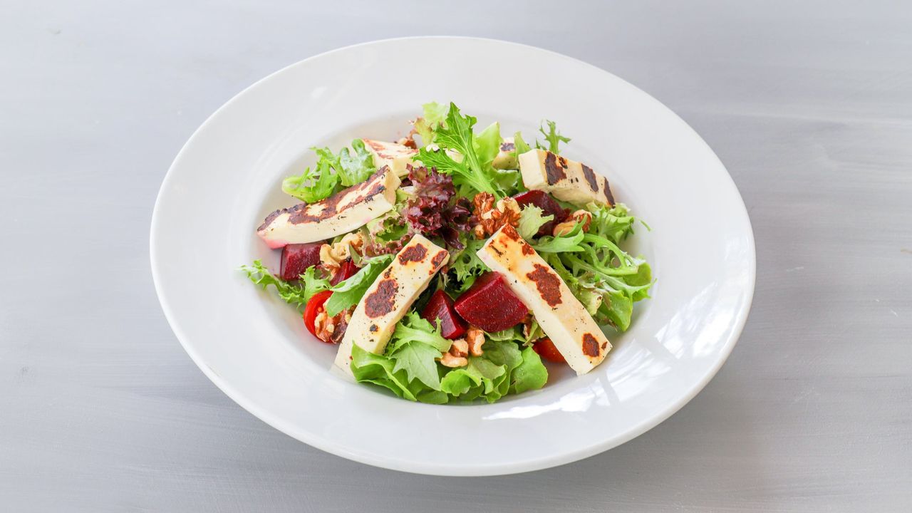 Halloumi Salad
