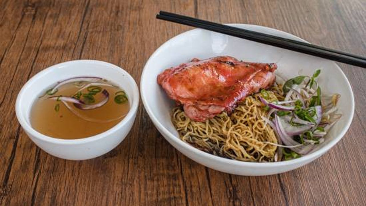 Grilled Chicken With Noodles