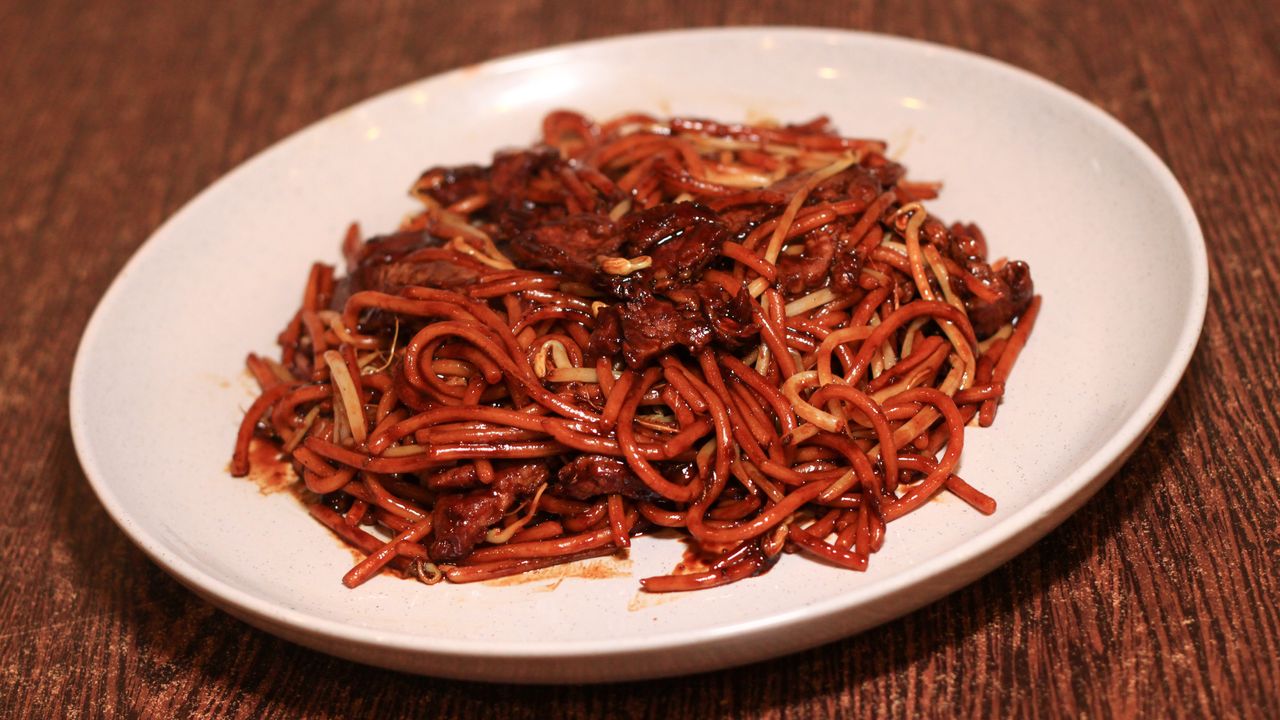 Stir Fried Shredded Beef/Chicken Spaghetti