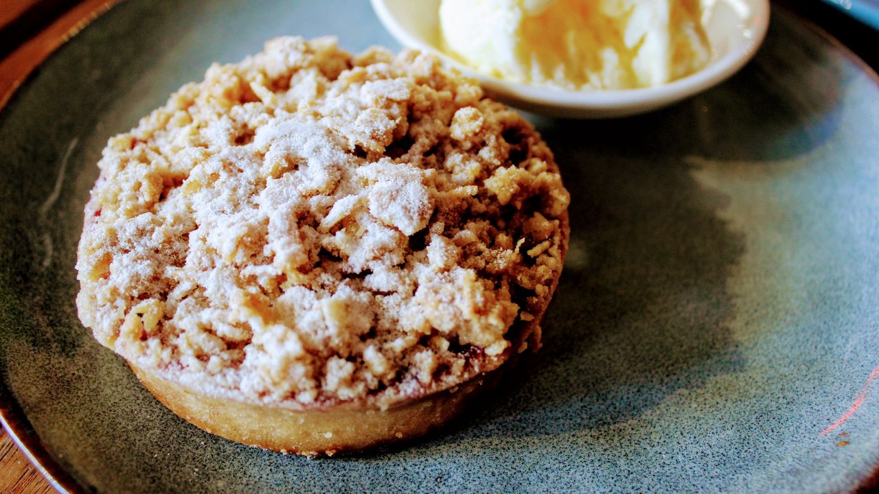 Apple and Raspberry Crumble