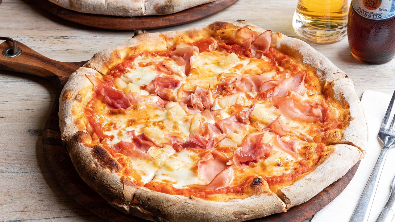 Hawaiian Pizza