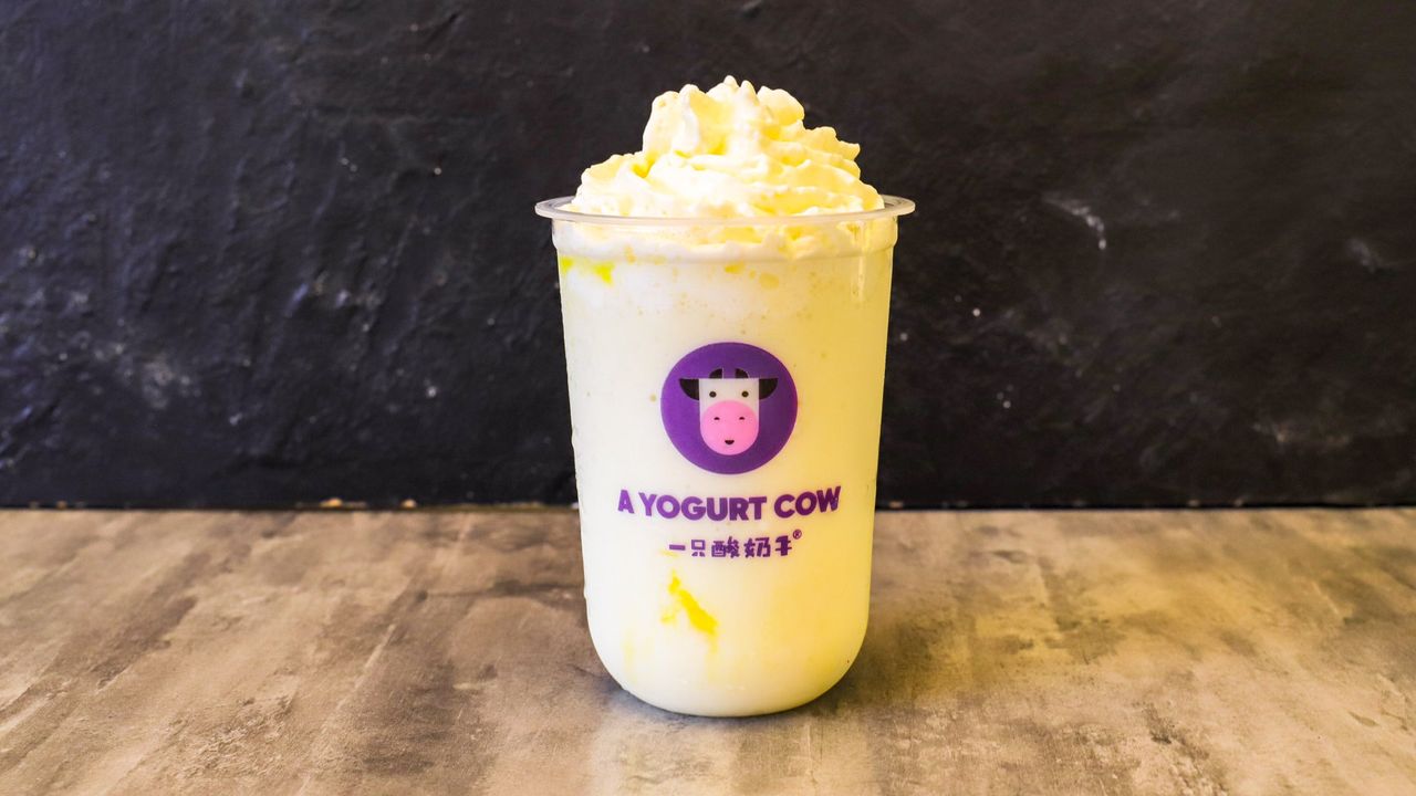 Pineapple, Yoghurt Whipped Cream