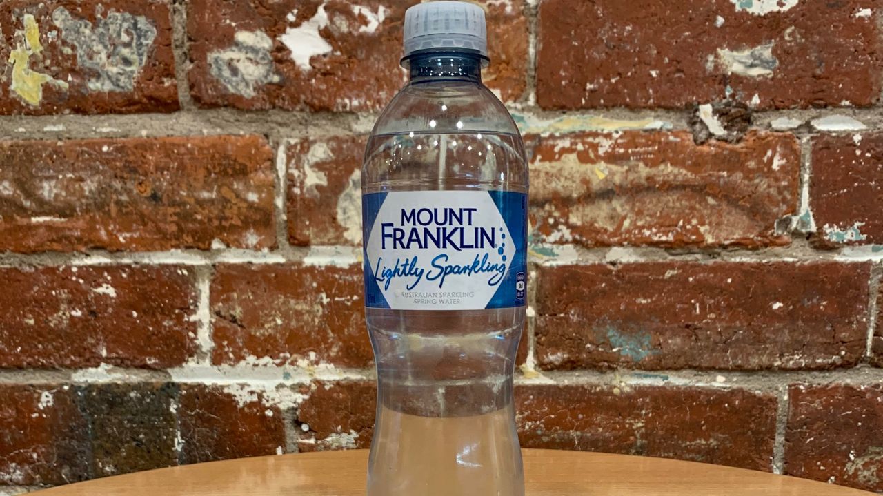 Mt. Franklin Sparkling (450mL)
