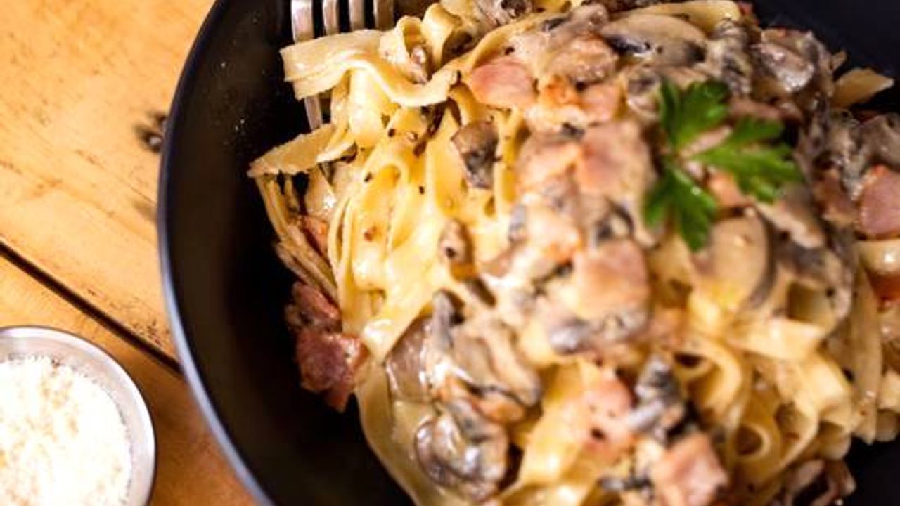 Fettuccine Carbonara