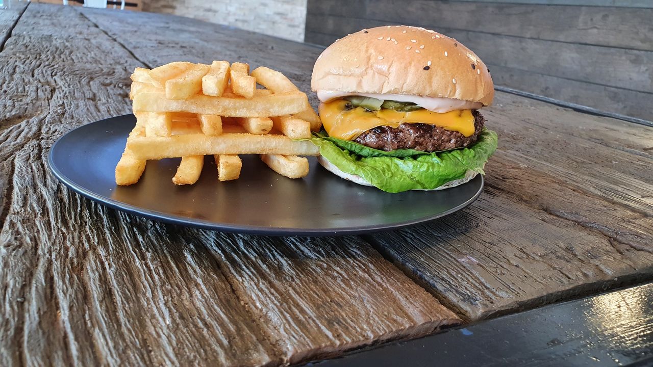 OMC Classic + Fries
