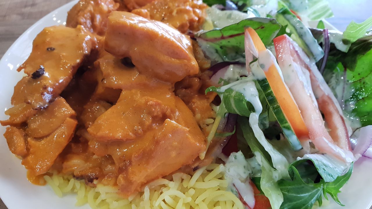 Butter Chicken with Rice & Salad