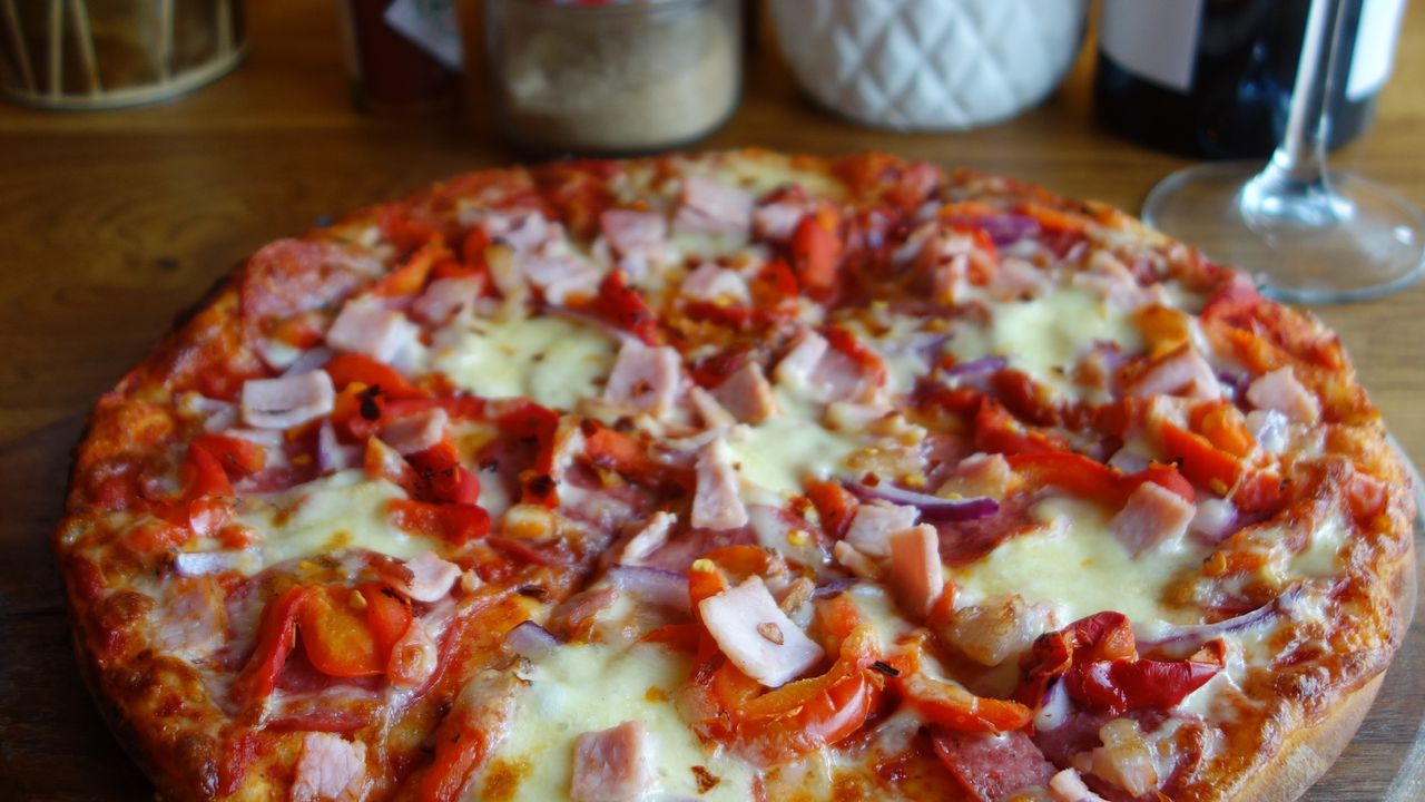 Salami Piccante (Large)