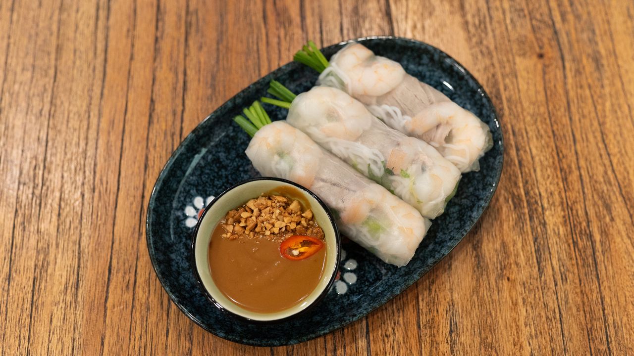 Prawn and Pork RPR - Gỏi Cuô ́n Tôm Thịt
