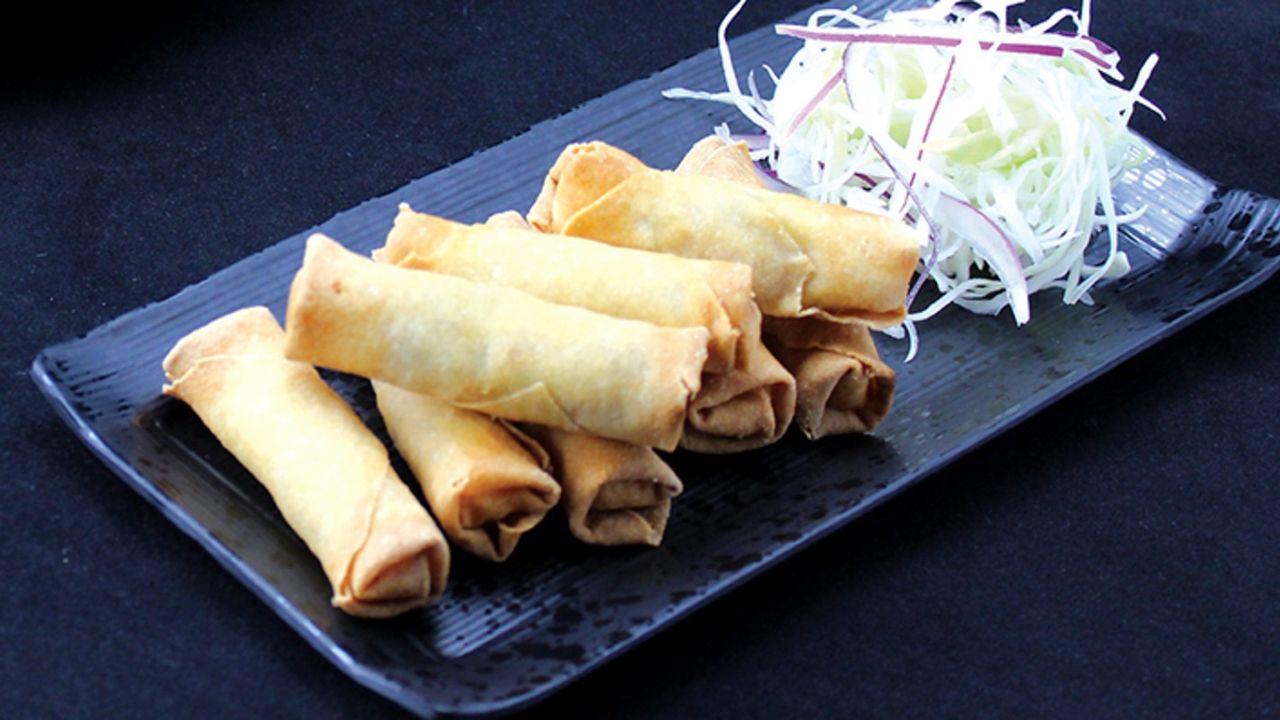 Vegetable Spring Rolls (8 Pieces)