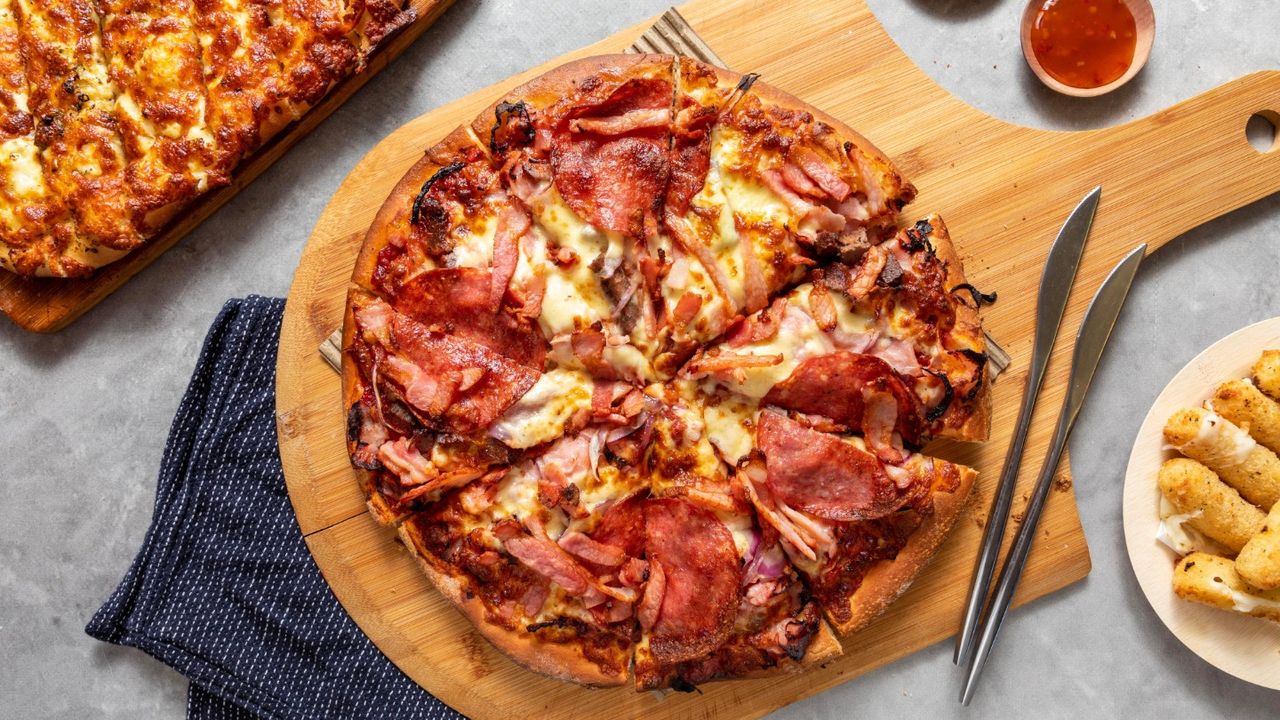 11" Carnivore Pizza Q