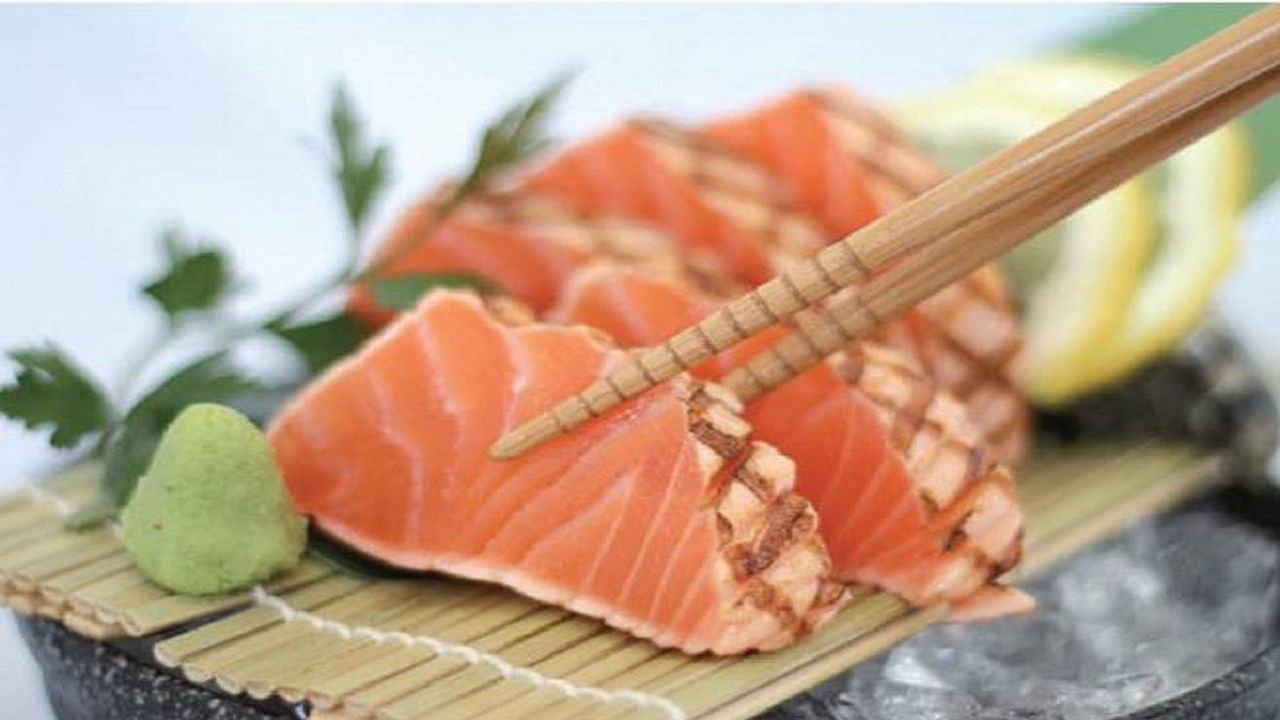 Seared Salmon Sashimi