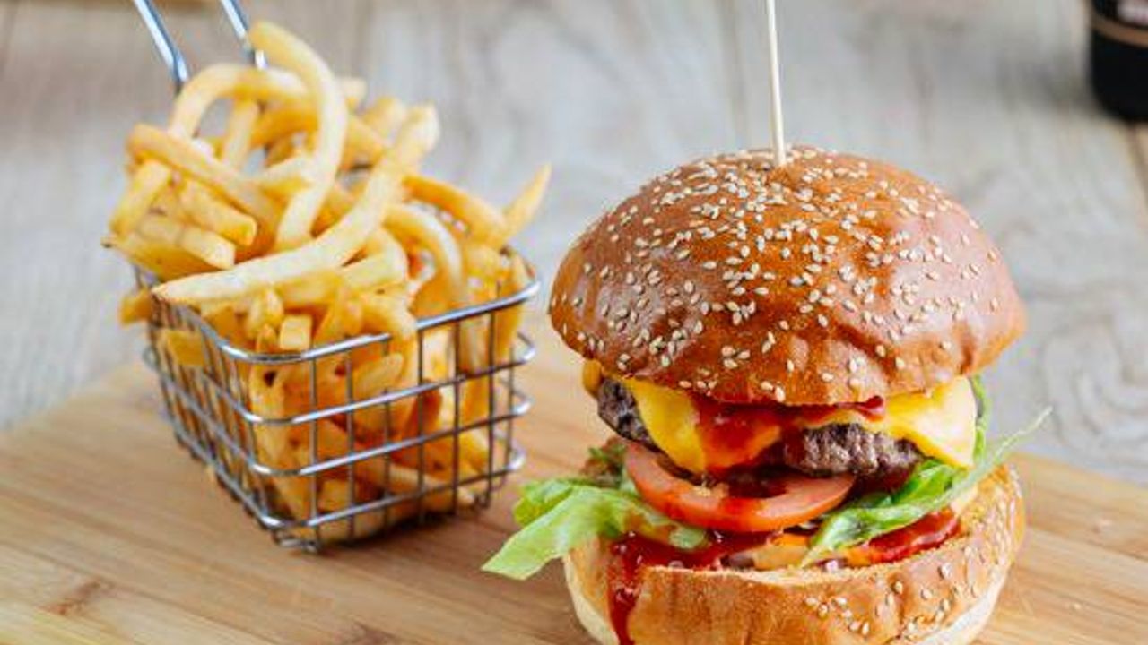 Heat Burger + Fries