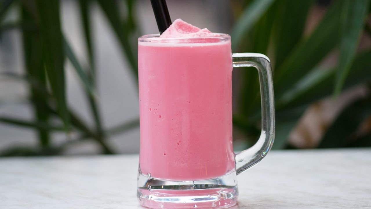 Soya Milk and Bandung (Blended)