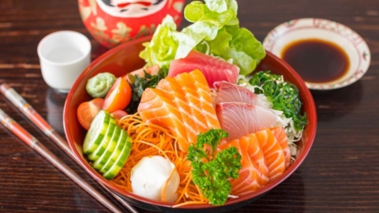 Sashimi Salad