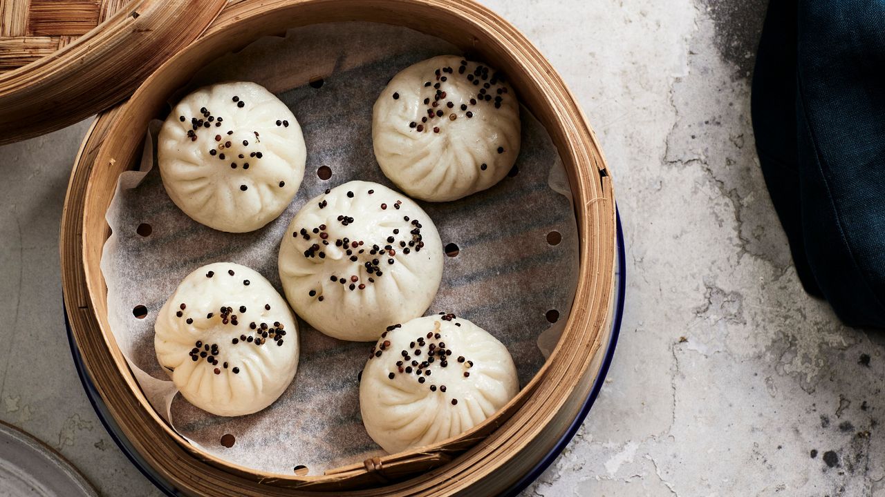 Shiitake & Bok Choy Mini Buns (3) (VGO)