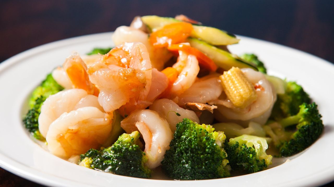 Garlic King Prawns & Vegetables