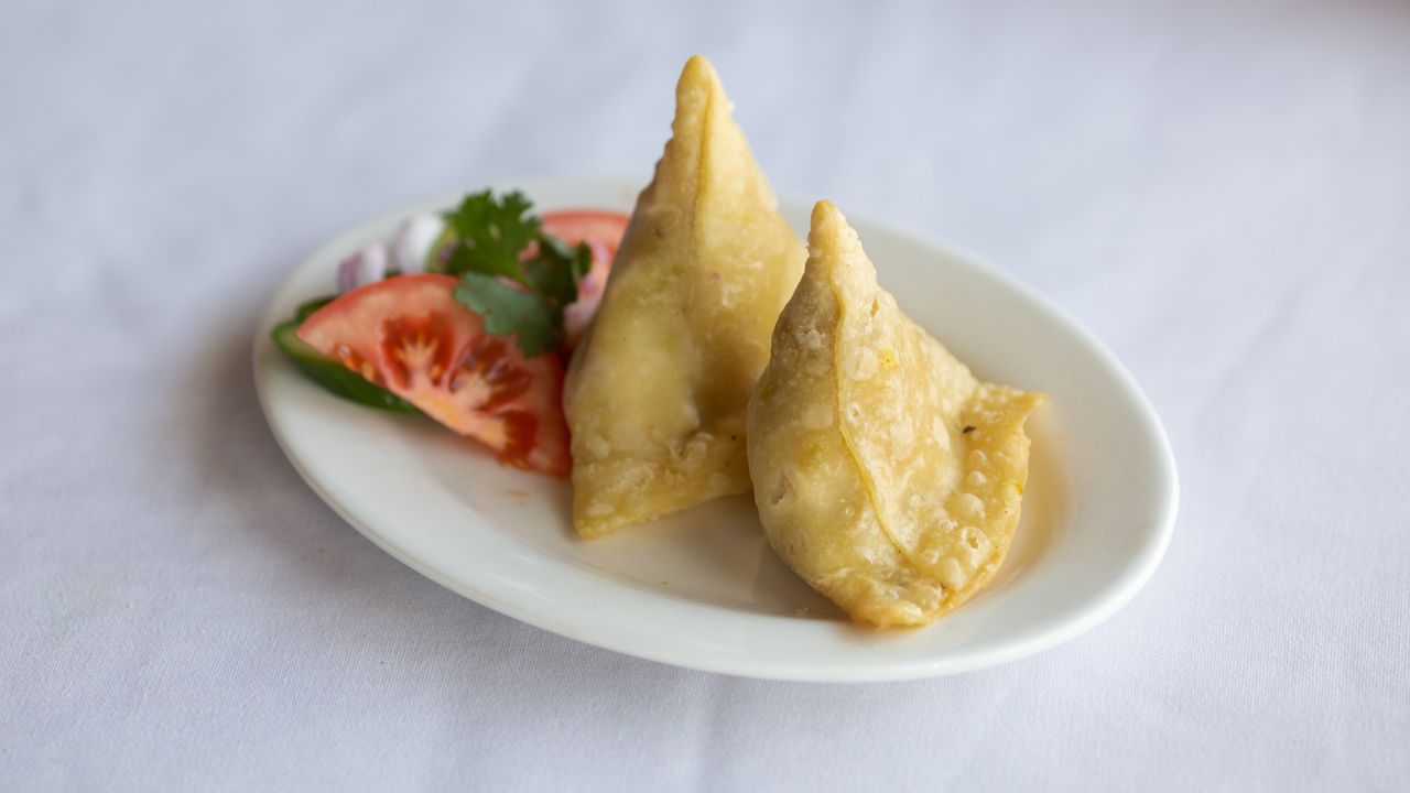 Vegetable Samosa (2pcs)