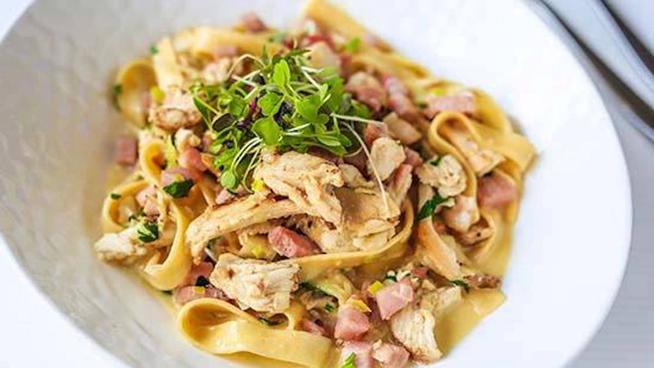 Fettuccine Con Pollo