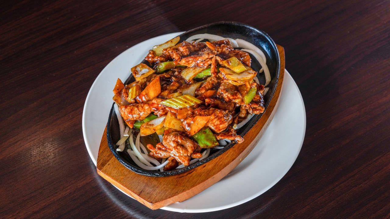 Black Pepper Beef Fillets on Sizzling Plate