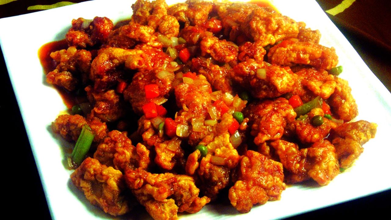 Gganpunggi - Spicy Garlic Fried Chicken (Medium)
