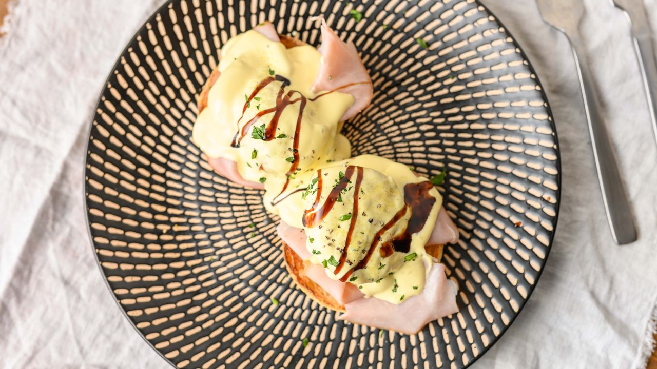 Eggs Benedict