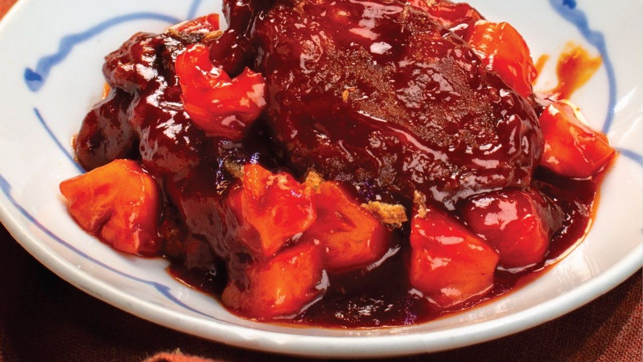 R1 Pork Spare Ribs In Peking Sauce With Rice