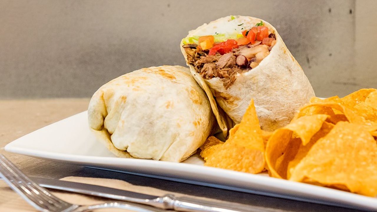 Burrito (Flour Tortilla)